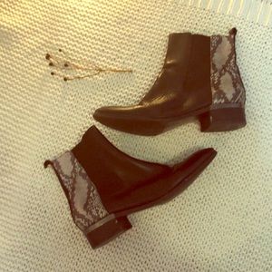 Chelsea boots